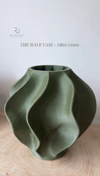 THE WAVE VASE