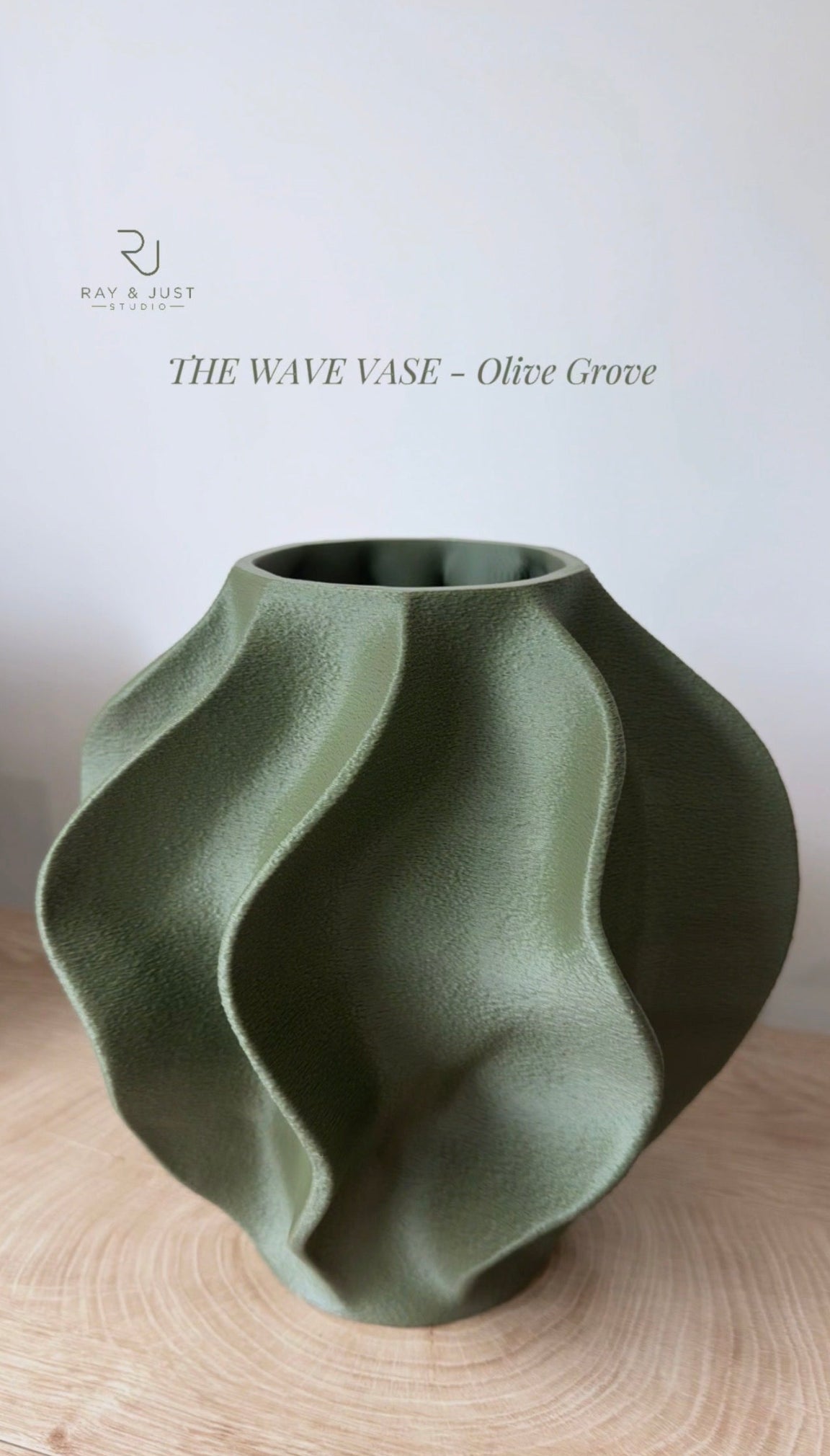 THE WAVE VASE