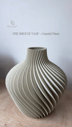 THE BREEZE VASE